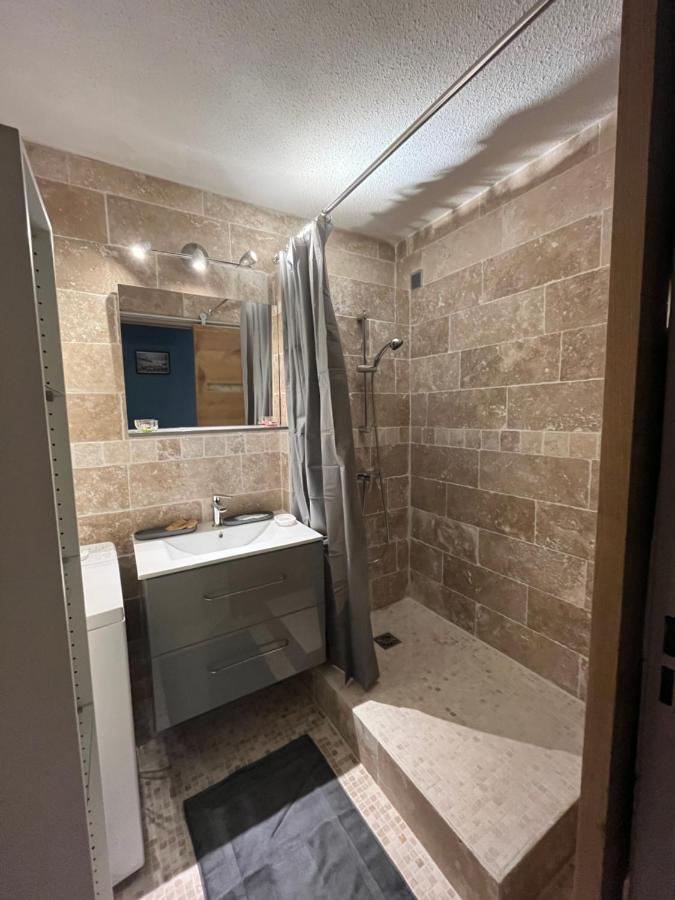 Appartement Logement Renove Avec Mobilier 2023 à Avignon Extérieur photo